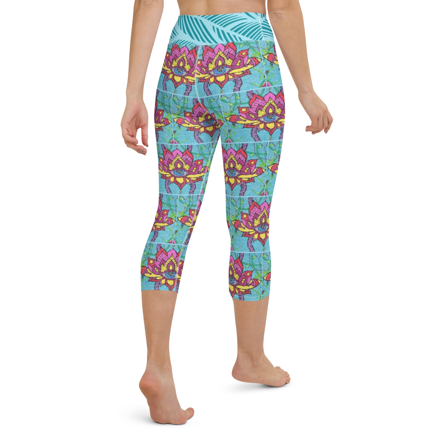 Mandala Maze Yoga Capri Leggings